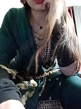 Noor Darliing online show from April 22, 3:20 pm