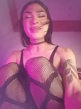 Victor-and-shelly online show from January 11, 1:10 am