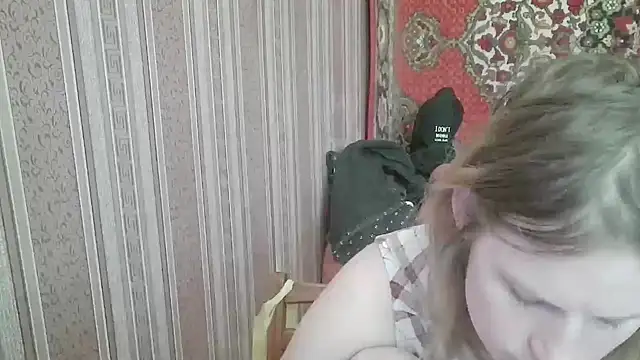 Kathlyn  Heath online show from February 22, 2:07 pm