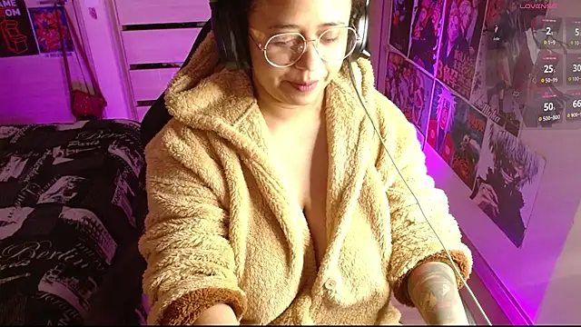 Emmachan19 online show from January 6, 6:50 am