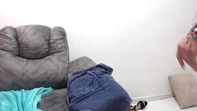 Rebecca Milf online show from January 31, 7:11 pm