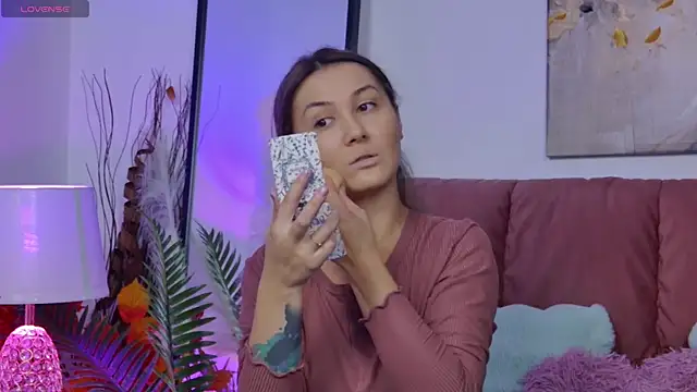 NicolLopeze online show from October 16, 7:22 am