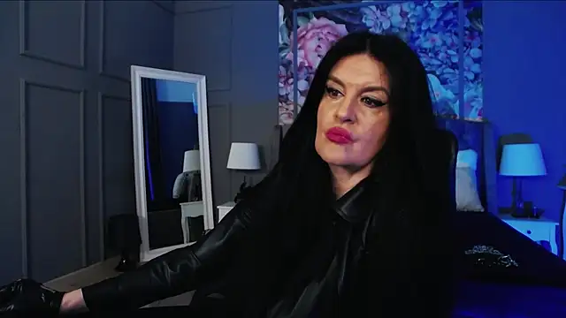 DomMelissaW online show from February 14, 10:12 pm