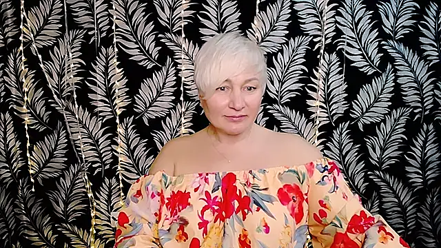 Olivia playful online show from January 11, 2:00 pm