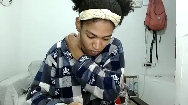 angelamarie1 online show from October 17, 11:13 am