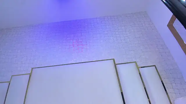 paola rodriguez online show from April 23, 11:50 am