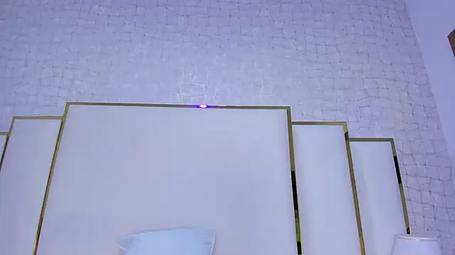 paola rodriguez online show from November 6, 12:00 pm