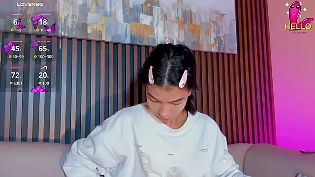 LauraAristizabal online show from November 15, 1:01 pm