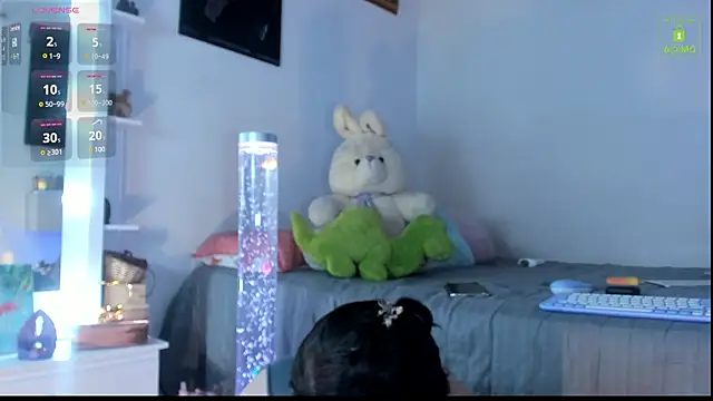 miaa-lee online show from November 9, 2:07 am