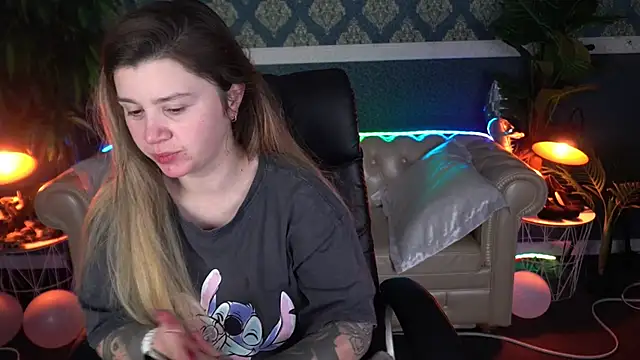 AmellyMilly online show from March 8, 7:12 am