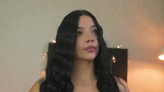 sarah hiill online show from April 24, 11:07 pm