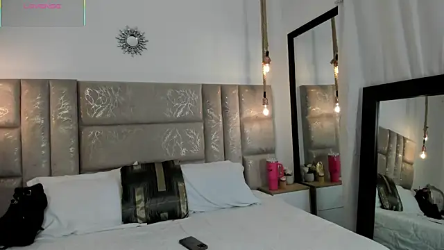 CeliWoods online show from April 27, 11:07 am