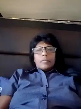 MsAttitude online show from April 25, 10:40 am