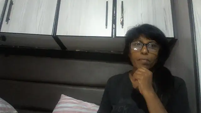 MsAttitude online show from November 16, 11:21 am