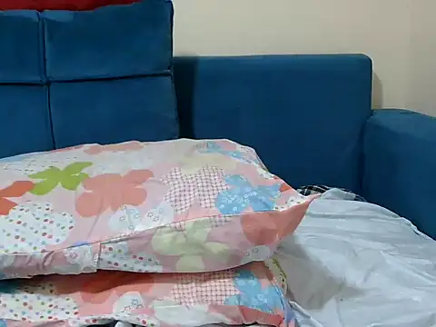 Snapshot of divineass_1 chatting on October 13, 11:57 am divineass 1 online show from October 13, 11:57 am