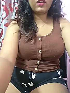 Nia  09 online show from July 20, 9:15 pm