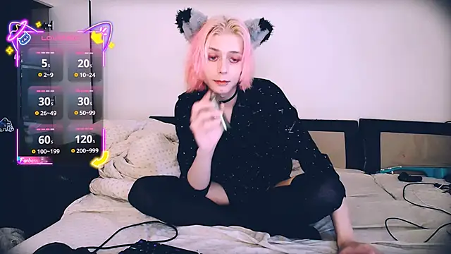 Littlepinkcat online show from April 26, 3:15 am