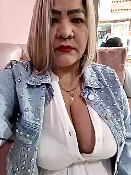 Dalessa Bigtits online show from March 28, 9:46 pm