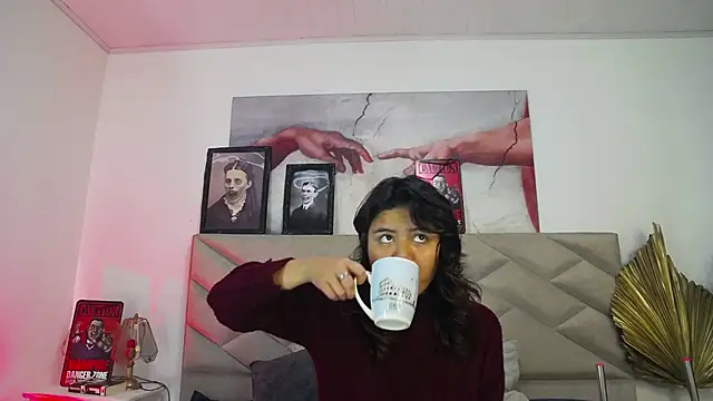 Snapshot of SabinaMerchetti chatting on October 19, 2:46 am SabinaMerchetti online show from October 19, 2:46 am