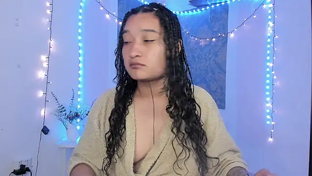 Eva Lee  online show from April 28, 10:19 am