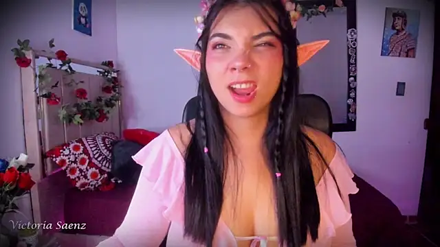 victoriaasaenz  online show from June 23, 12:52 am
