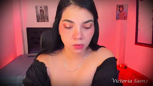 Snapshot of victoriaasaenz_ chatting on October 15, 12:35 am victoriaasaenz online show from October 15, 12:35 am