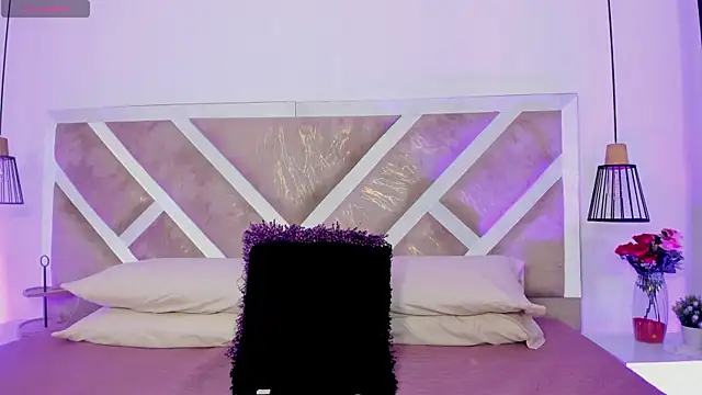 ZiaCalifa online show from April 11, 11:14 am