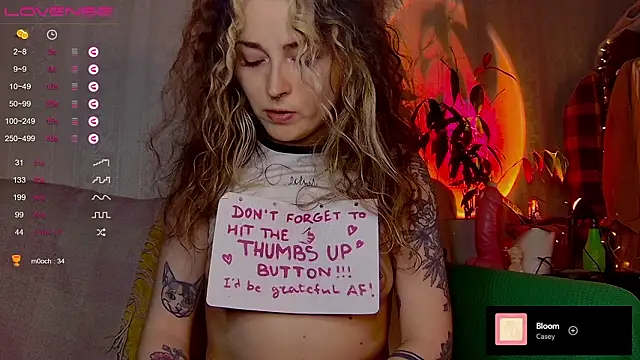 IttyKitty online show from March 26, 12:35 am