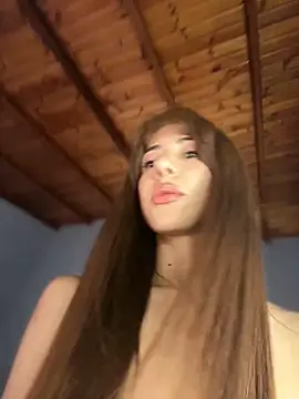 lauravasquez online show from February 17, 4:06 pm