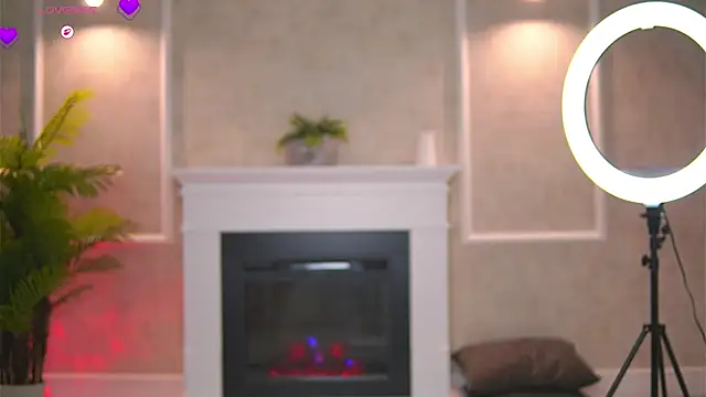 Abbela White online show from November 22, 7:11 am