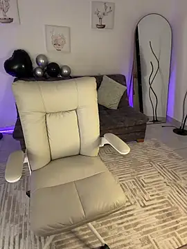 Megan lu2 online show from March 19, 5:56 am