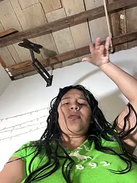 moncerrat luna online show from March 13, 7:26 pm