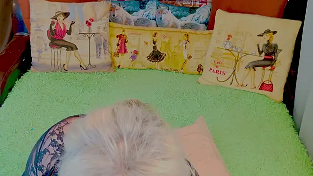 stiphlermom online show from November 18, 3:35 pm