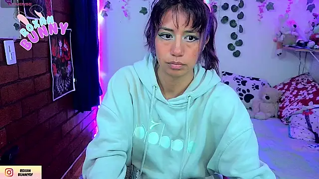 Roxanbunny1 online show from April 21, 1:51 pm