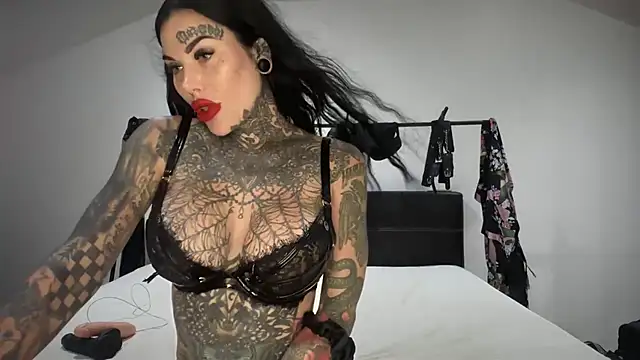 Snapshot of claudiacvc95 chatting on September 29, 6:40 am claudiacvc95 online show from September 29, 6:40 am