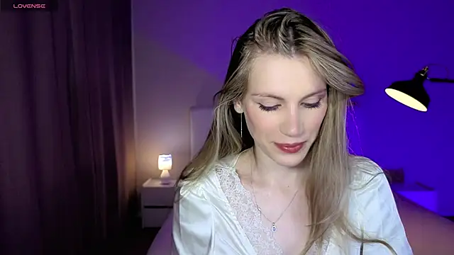 Lilianna Just online show from July 2, 12:11 pm