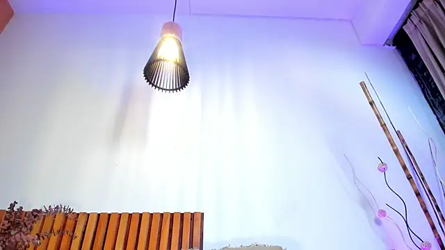 NoraDasilva online show from April 28, 2:27 am