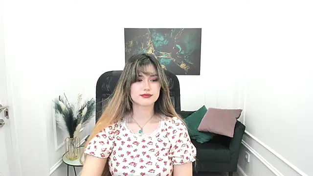 AnneTLi online show from June 4, 3:23 am