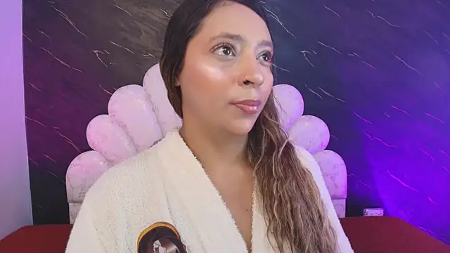  MiaBrown  online show from April 22, 12:13 pm