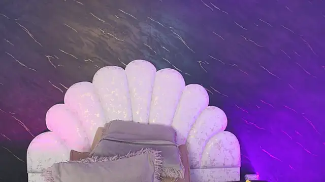  MiaBrown  online show from April 27, 12:02 pm