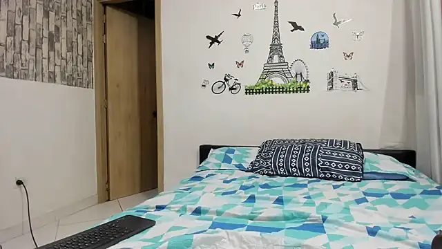 carlos and diana online show from April 19, 9:50 pm