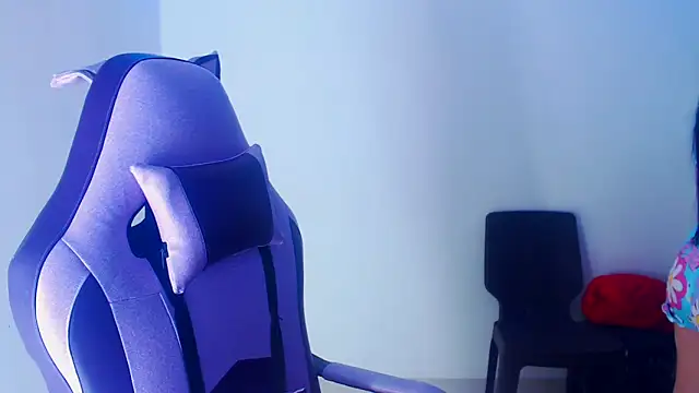 liz dirty online show from February 8, 11:18 pm