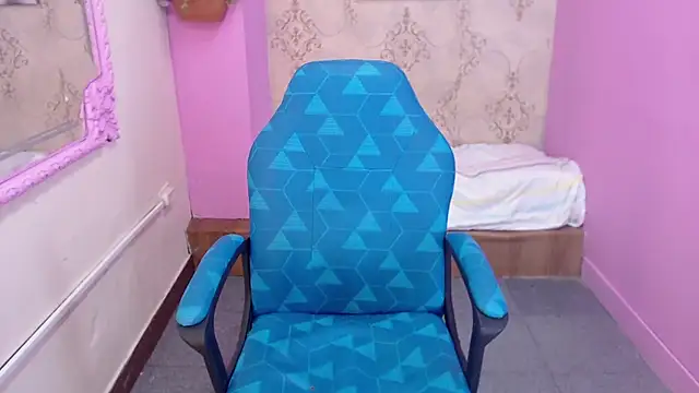 Natasha Ferrec online show from April 22, 5:43 pm