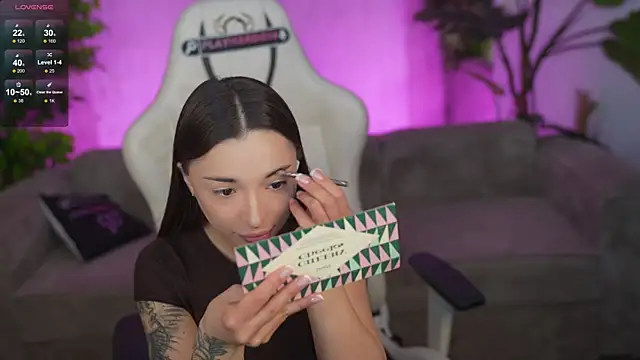 Jasmine Flow online show from April 25, 7:44 am