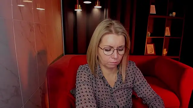 Annie Light online show from December 2, 5:53 am