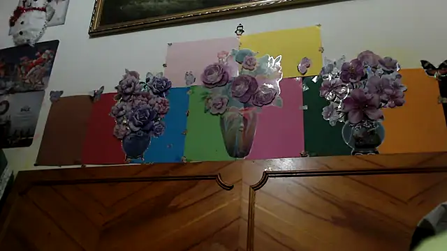 EllyseJenner online show from November 16, 6:19 pm