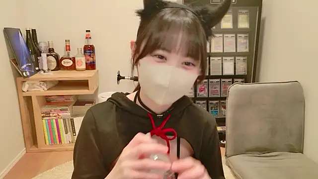 HIKARI x0 online show from April 28, 2:32 pm