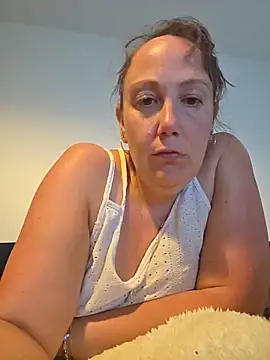 Wisie Cutie online show from June 7, 10:38 pm