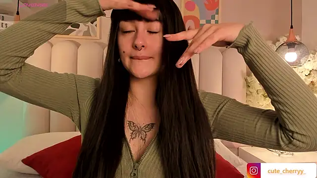 Snapshot of cute__cherry_ chatting on October 8, 8:35 pm cute cherry online show from October 8, 8:35 pm