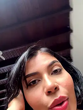 Snapshot of GigiiStone chatting on October 7, 3:49 pm GigiiStone online show from October 7, 3:49 pm